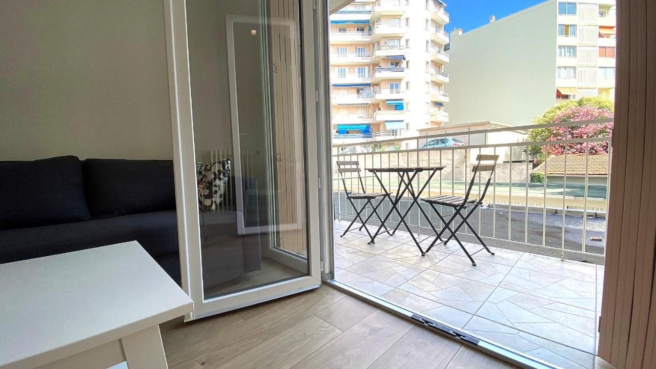 Marie Antoinette - Appartement 2 Chambres, Centre Ville, Terrasse, Moderne Antibes Luaran gambar